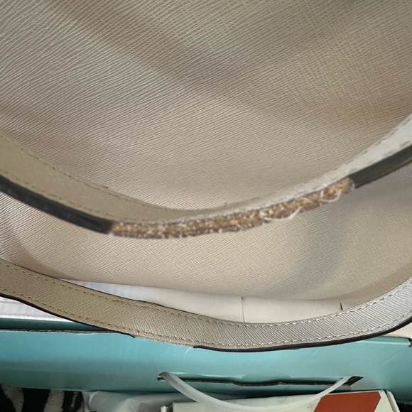 Michael Kors Beige Tote Bag - Picture 4 of 9